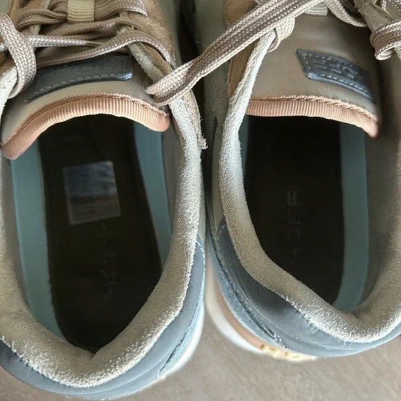 Hoff women’s sneakers size 10 - Picture 13 of 14